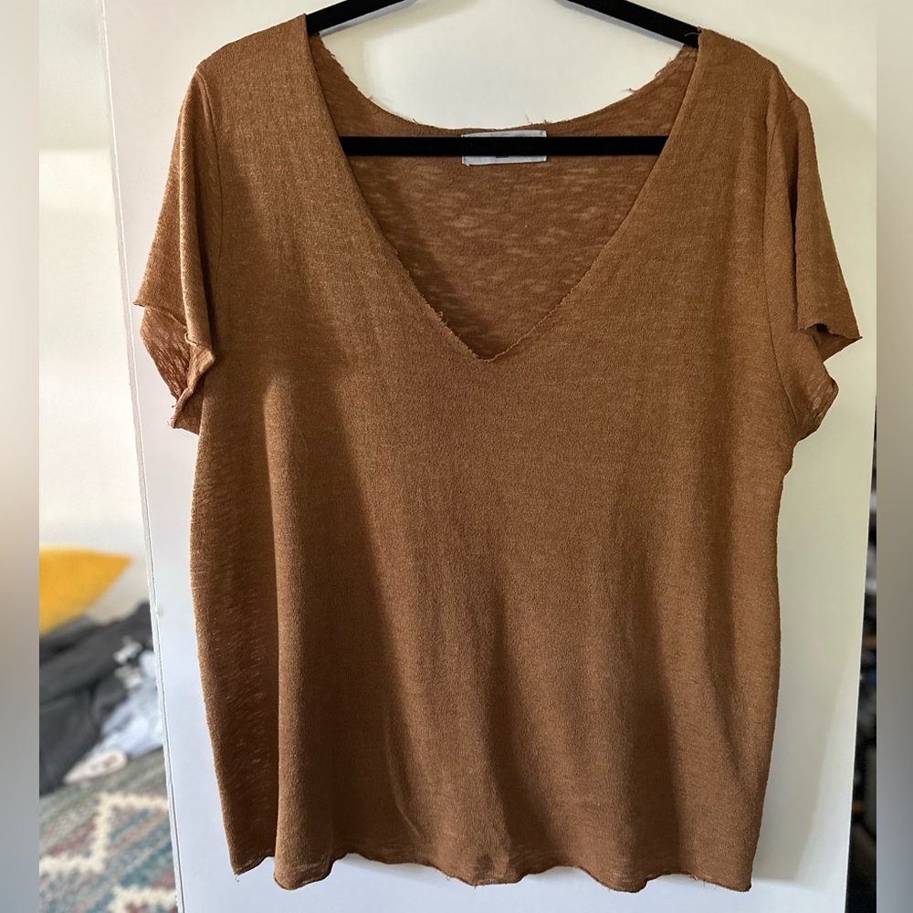 Project social dressy tshirt in light rust.  Medium.  Chest 42” Length 26”